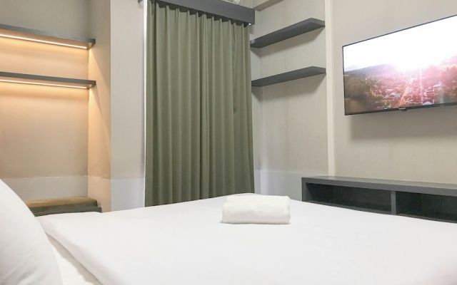 Minimalist And Cozy Studio Bale Hinggil Apartment – Guest Rooms – Surabaya