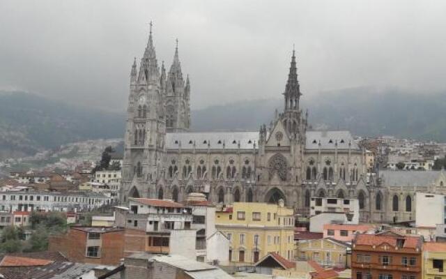 Quito Family And Youth Hostel