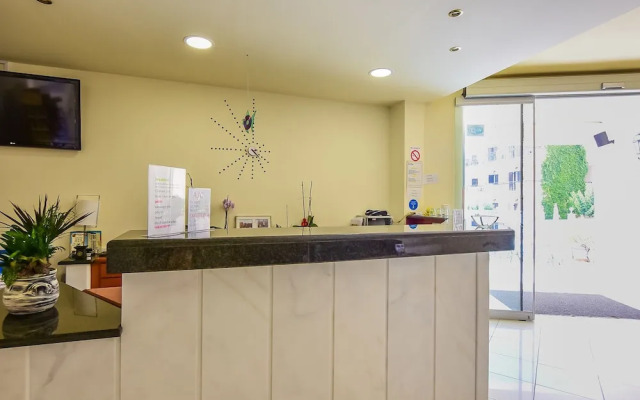 Timos Hotel
