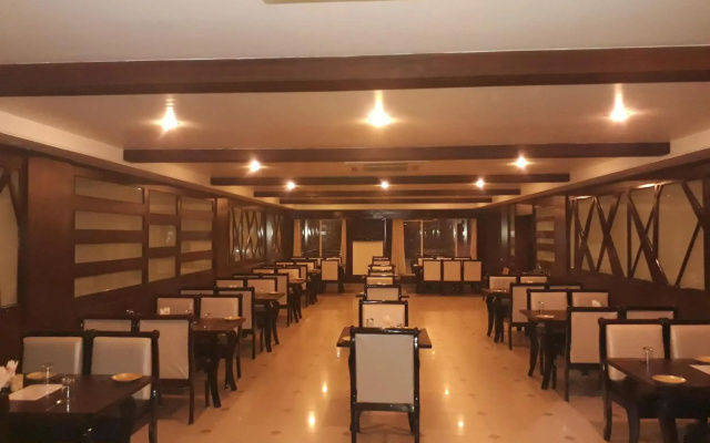 Hotel Sarthak