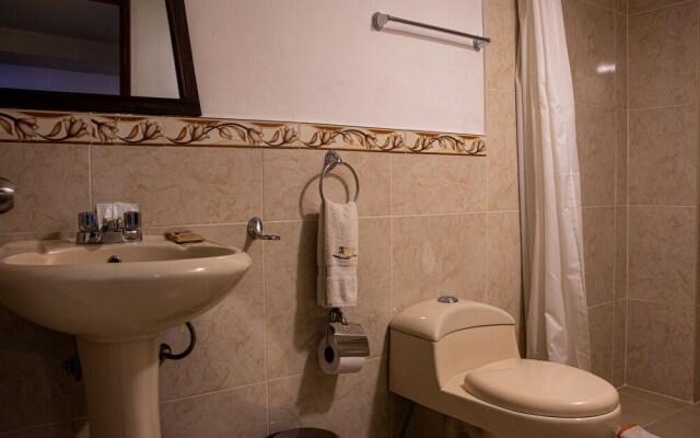 Capac Inka Wasi Plaza