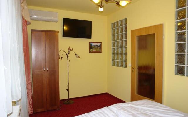 HoldLux Apartmanok