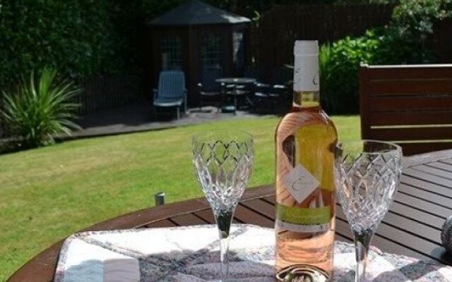 Woods End Bed  Breakfast