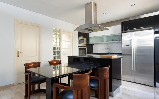 Awesome beachfront terrace By CanariasGetaway