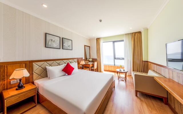Serene Beach Hotel Danang