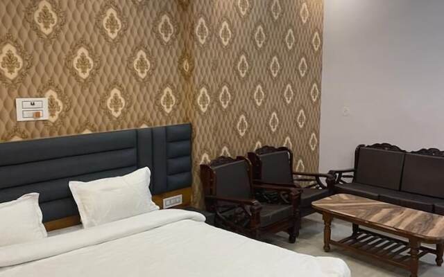 Udiksh Hotel and Restaurants