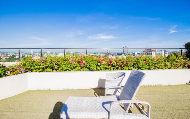 Hyde Park Residence by Pattaya Sunny Rentals