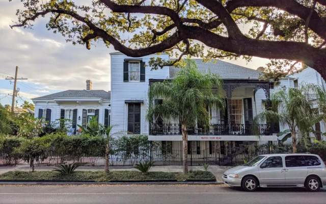 The Esplanade Guesthouse Mansion