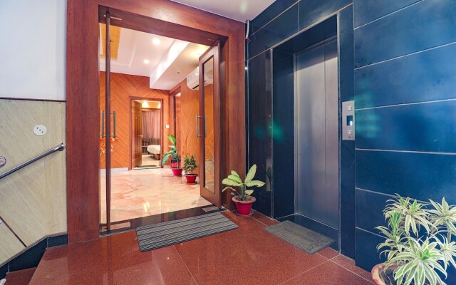 Fabhotel Grand Arya