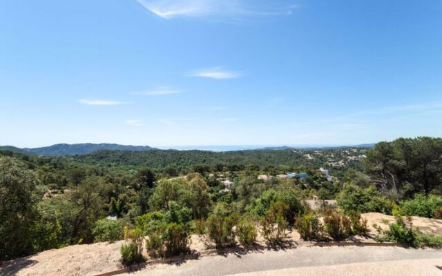 House Mercury Lloret de Mar