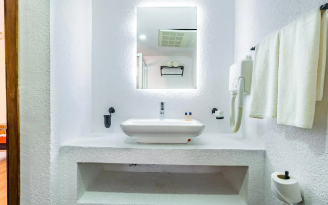Costa Bitezhan Hotel