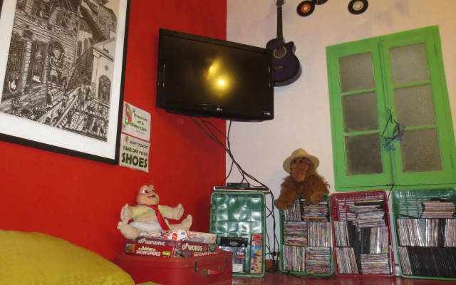 Red Llama Eco Hostel