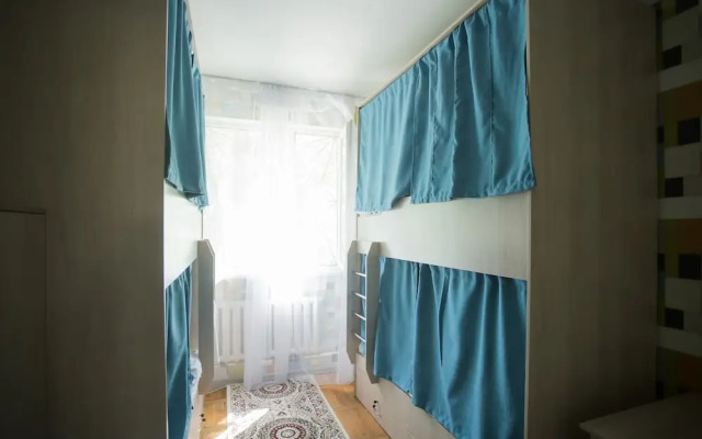 Hostel Eleon
