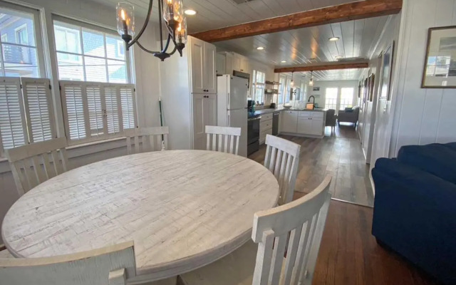 Carolina Breezy by Sea Scape Properties