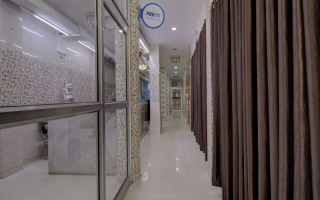 OYO 15589 Hotel Kamdhenu