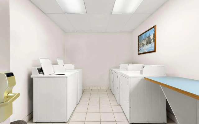 Clarion Suites Anchorage Downtown