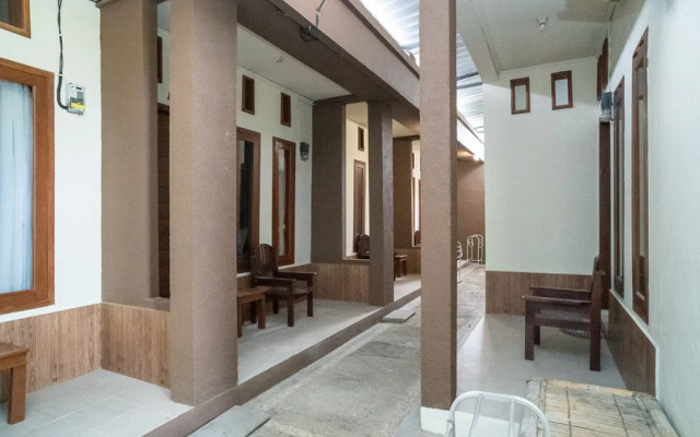 RedDoorz Near Transmart Lombok Mataram