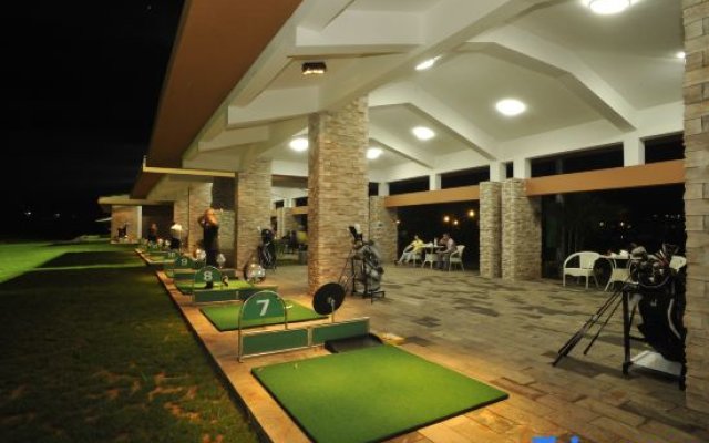 Yangpu Ancient Saltern Golf Resort Hotel