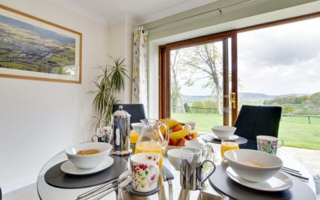 Holiday Home Bwthyn Rhos Gwaliau