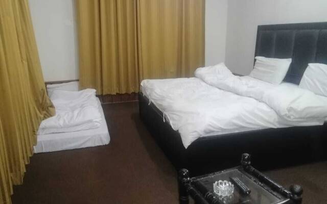 Abshar Hotel
