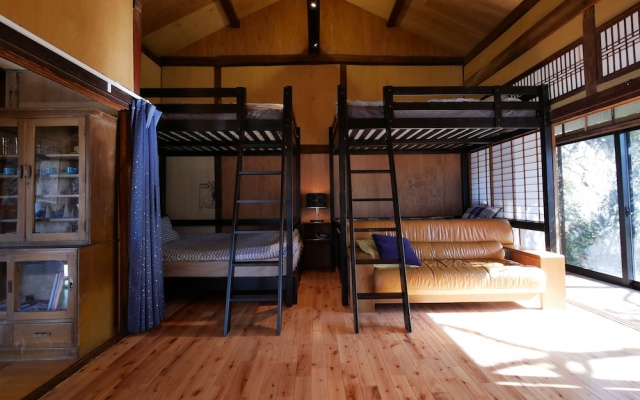 SUMITSUGU HOUSE East – Guest Rooms – Kumamoto