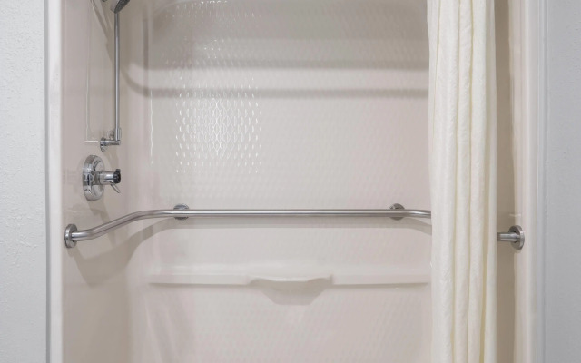 AmericInn by Wyndham Urbana/Champaign University Area