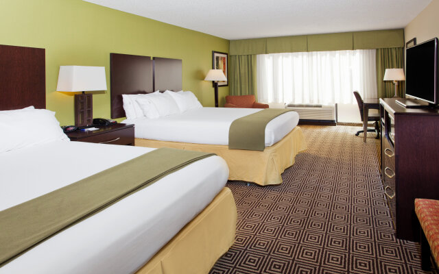 Holiday Inn Express & Suites Rome-East by IHG