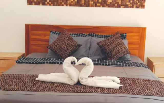 Surf Retreat Villa Sari