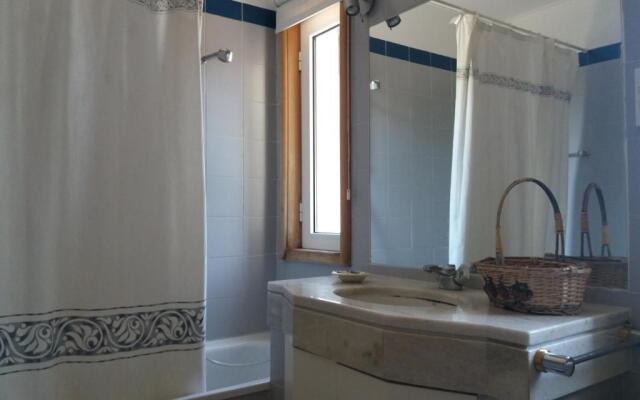 Private Lake Condo Apartment - Tróia