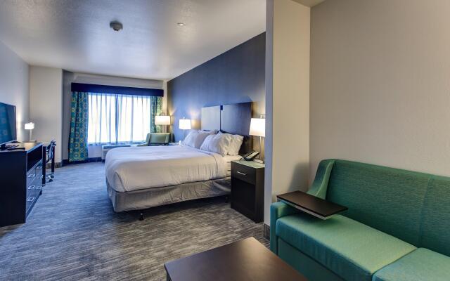 Holiday Inn Express & Suites Gatesville - N. Ft Hood, an IHG Hotel