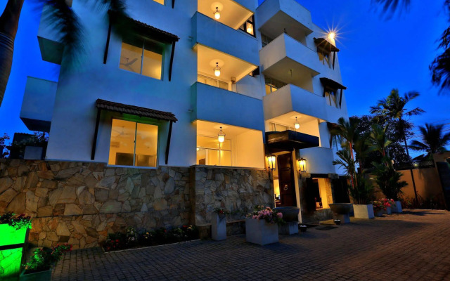 St. Lachlan Hotel & Suites