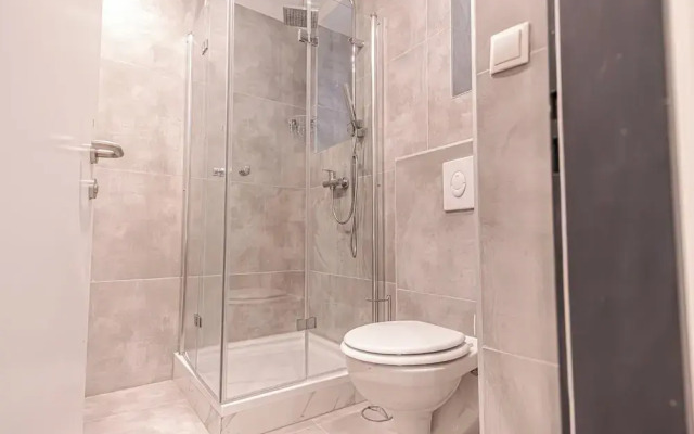 4BR Shared Apt 10Min Walk to Westbahnhof