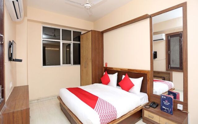 OYO Flagship 15751 Main Wazirabad Road