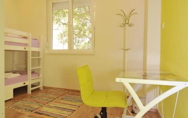 Oasis hostel