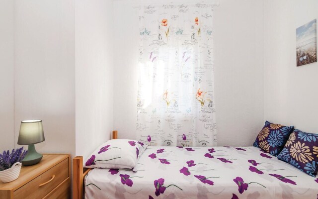 Beautiful Apartment in Vinjerac With 2 Bedrooms and Wifi