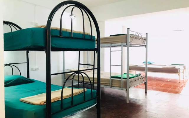 B7 Hostel