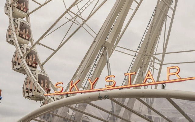 FRONTDESK Sycamore Place Apts Downtown Cincinnati