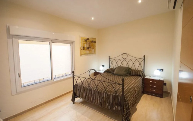 Apartment Grau