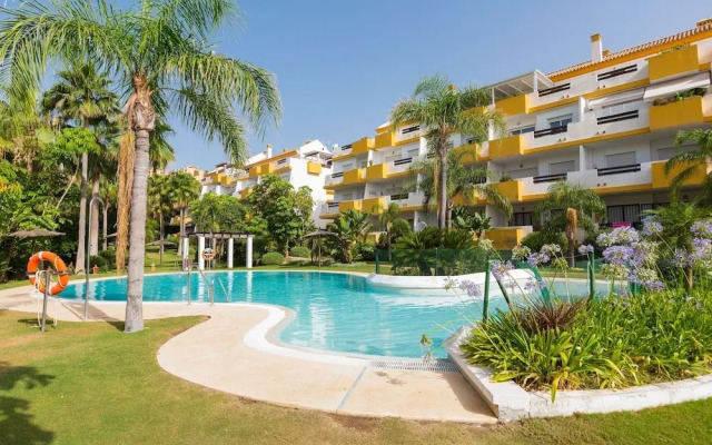 Calanova in Urbanizaci n Riviera Sol