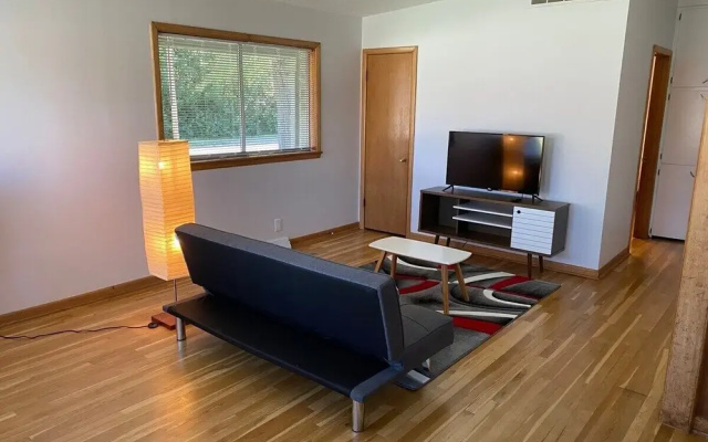 Brand New 2BR Home in Salina - фото 2