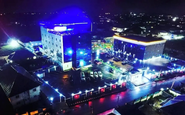 VINMILAN Hotel & Resort
