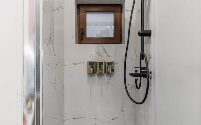 Holt - The Great Gatsby