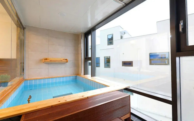 Poolvilla K