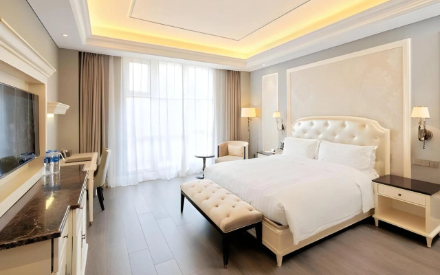 Yin Run Jin Jiang Castle Hotel