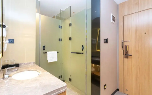 New silesia hotel
