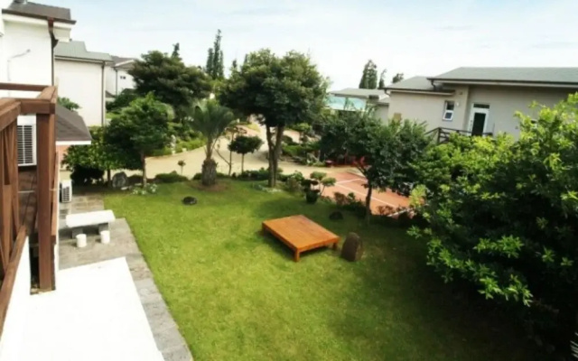 Seogwipo JJ House Pension