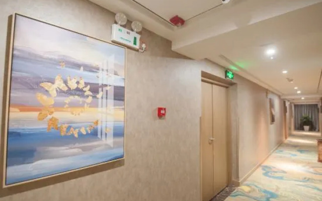 Elong Ruiyun Hotel (Bengbu Carnival Store)