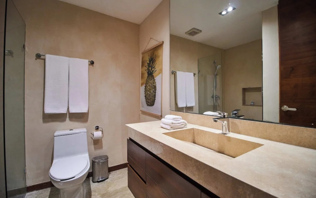 Luxury Penthouse in Aldea Zama, private pool and rooftop, 24 7 security in a gated community