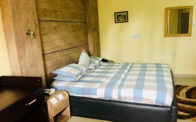 Duoban Hotel & Suite