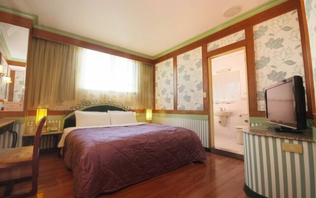 Chiao Yua Hotel